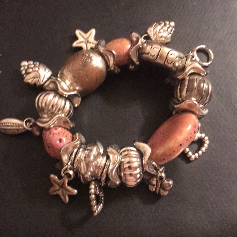 Charm bracelet